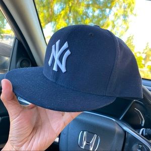 NEW ERA BASEBALL CAP 🧢